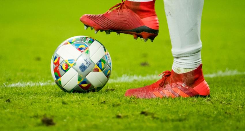 Jefe médico de la FIFA: "No estamos preparados para volver a las competiciones de fútbol"