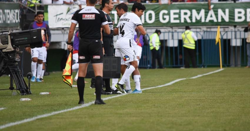 Pelota contra el piso: Enrique Osses aclara que ANFP debe autorizar los cinco cambios