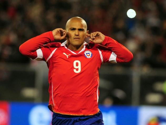 La FIFA saludó a Humberto "Chupete" Suazo en su cumpleaños número 39