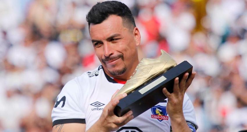 Joan Muñoz: El desconocido jugador de Colo Colo cuya inscripción complica el récord de Paredes