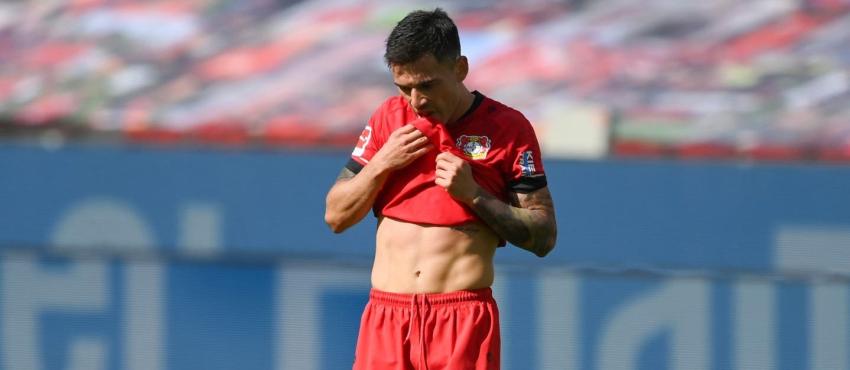 Leverkusen de Aránguiz gana pero no le alcanza para la Champions en última fecha de la Bundesliga