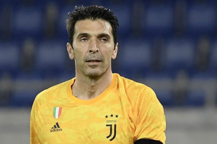 La leyenda de "Gigi" continúa: Buffon firma por un año más con la Juventus