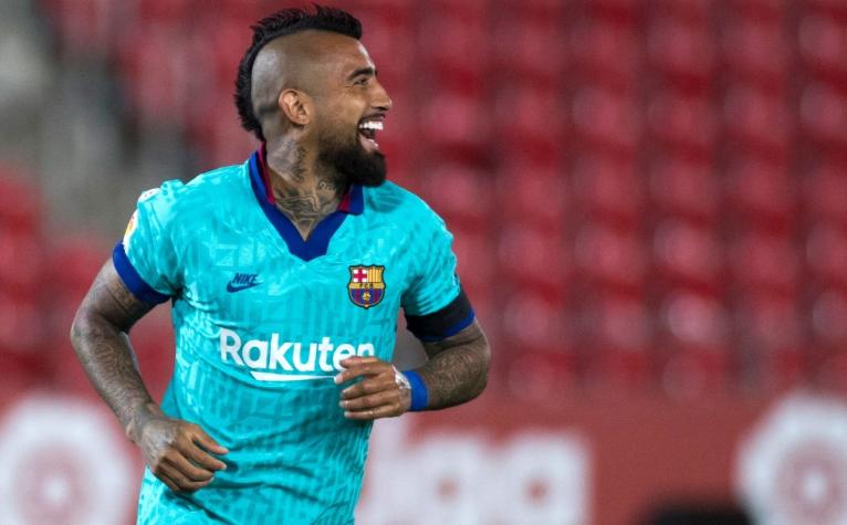 Arturo Vidal es titular en FC Barcelona para duelo clave ante Atlético de Madrid