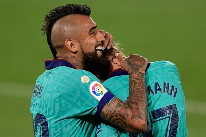 Vidal titularísimo: Barcelona masacra al Villarreal y se niega a perder la lucha por el título