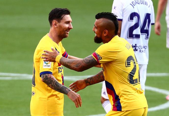 Vidal anota el primero de un Barca que se niega a rendirse en la lucha por la Liga