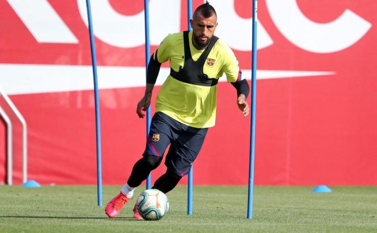 Prensa española asegura que el futuro de Arturo Vidal en FC Barcelona podría dar un vuelco