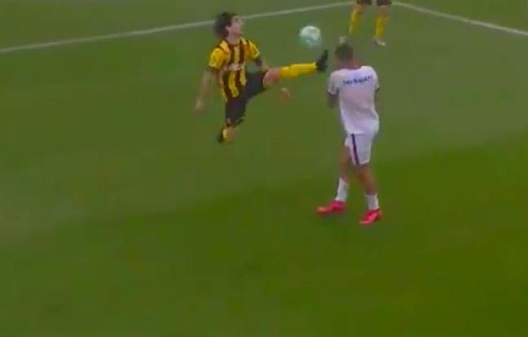 La patada en la cabeza que impactó en el clásico del fútbol uruguayo