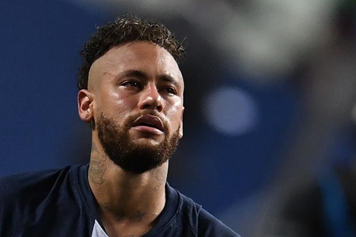 Neymar hace oficial su contrato con Puma