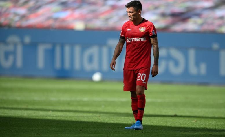 El apoyo de Charles Aránguiz y del Bayer Leverkusen a la U para el Superclásico ante Colo Colo