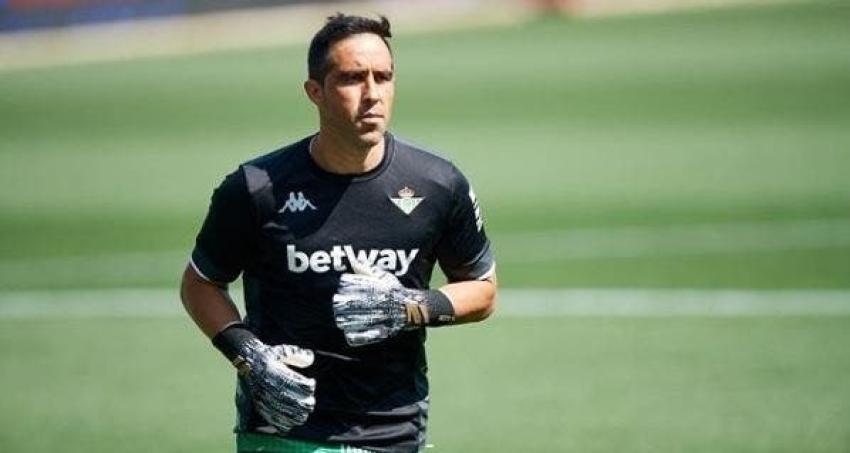 "Vamos con todo": El mensaje de Claudio Bravo tras debutar y ser figura en victoria del Betis