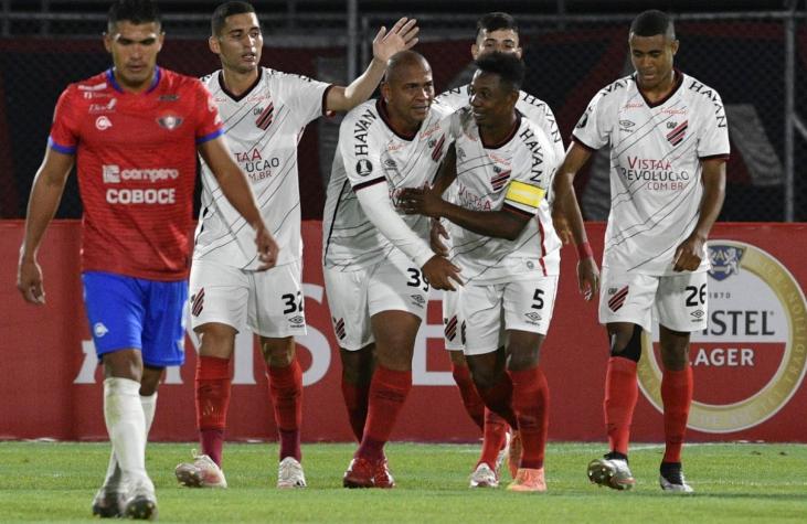 Paranaense derrota a Wilstermann y comparte con Colo Colo el liderato del Grupo C de la Libertadores