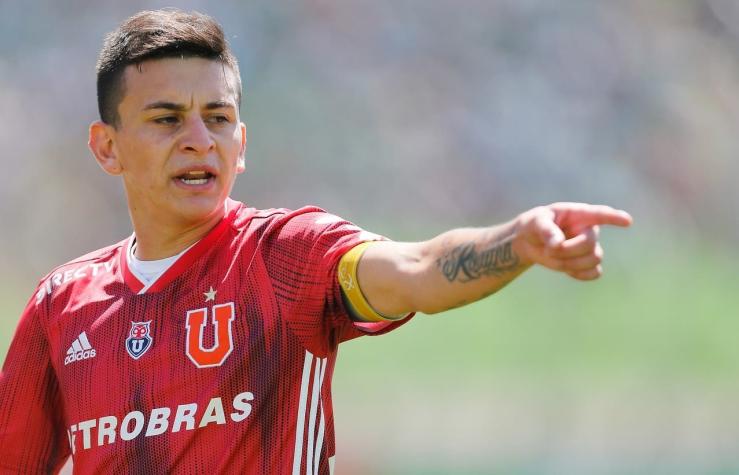 Pablo Aránguiz sale con bota ortopédica tras sufrir lesión ante Unión Española