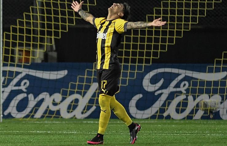 Con dos golazos: Así fue la goleada de Peñarol sobre Colo Colo en Copa Libertadores