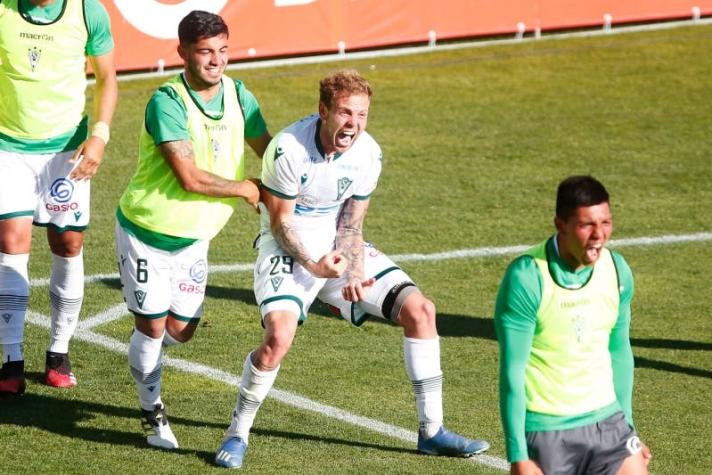 Santiago Wanderers rescata un agónico empate ante Everton en el Clásico Porteño número 100