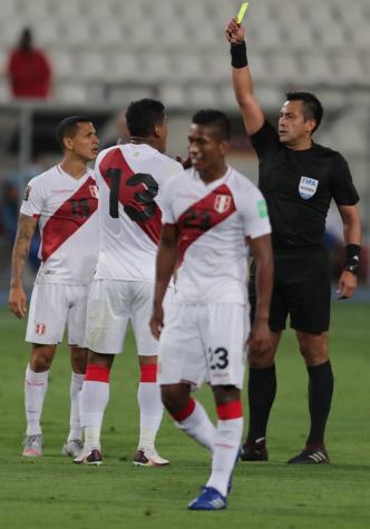 Prensa de Perú asegura que FPF reclamará ante la Conmebol por polémico arbitraje de Julio Bascuñán