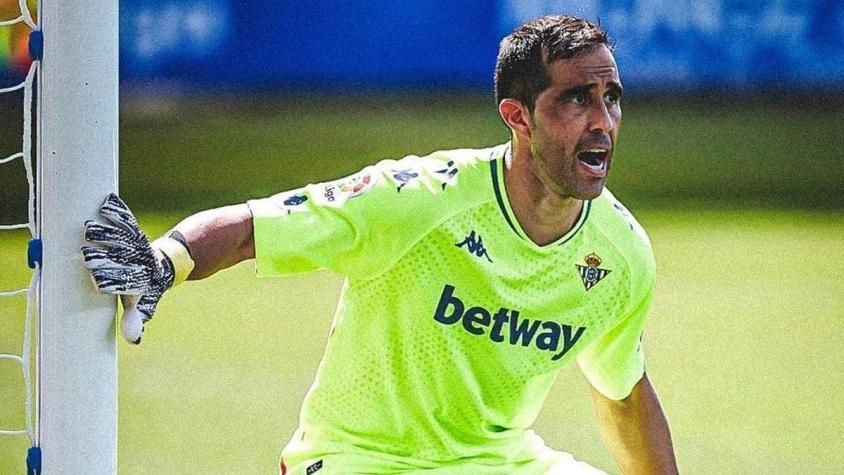 Claudio Bravo vuelve a ser titular en duelo entre el Betis y la Real Sociedad