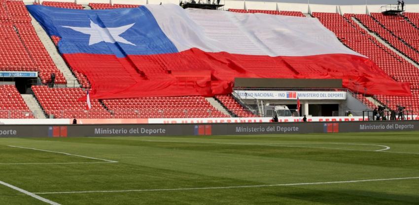 "Un poquito de ti está en la cancha del Nacional": El homenaje de La Roja al "Tanque" Carlos Campos