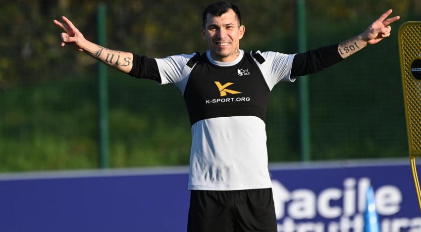 "Volvimos": Medel supera lesión que lo dejó fuera de La Roja en el inicio de las Clasificatorias