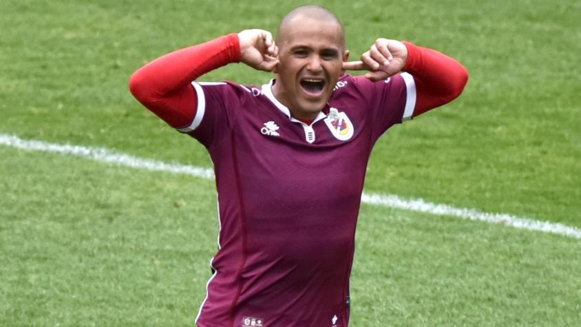 [VIDEO] "Chupete" Suazo entre lágrimas tras superar los 100 goles en Primera