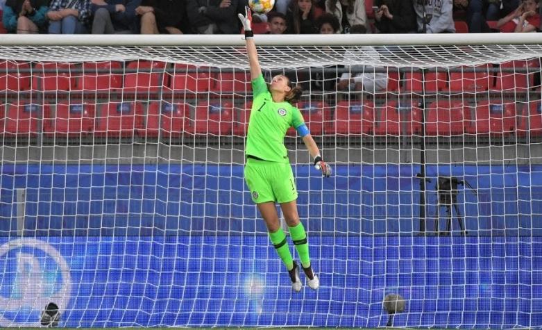 Christiane Endler es elegida como la mejor arquera del 2020 por The Guardian