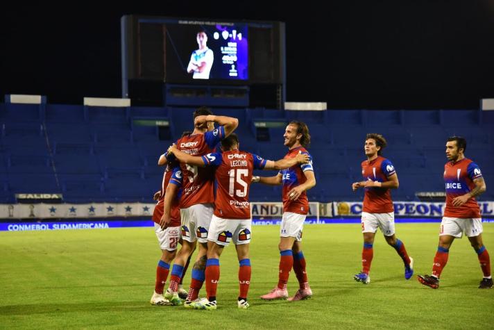 Católica confirma que todos sus jugadores dieron negativo en examenes PCR de cara a duelo con Vélez