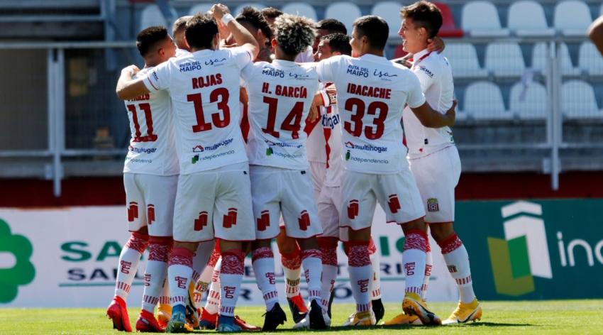 "Se juntaron a comer pizza": Seremi de Salud atribuye brote de coronavirus en Curicó a los jugadores
