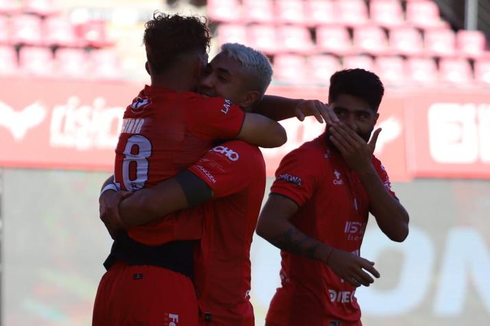 Ñublense golea en casa y vuelva a Primera División luego de casi seis años