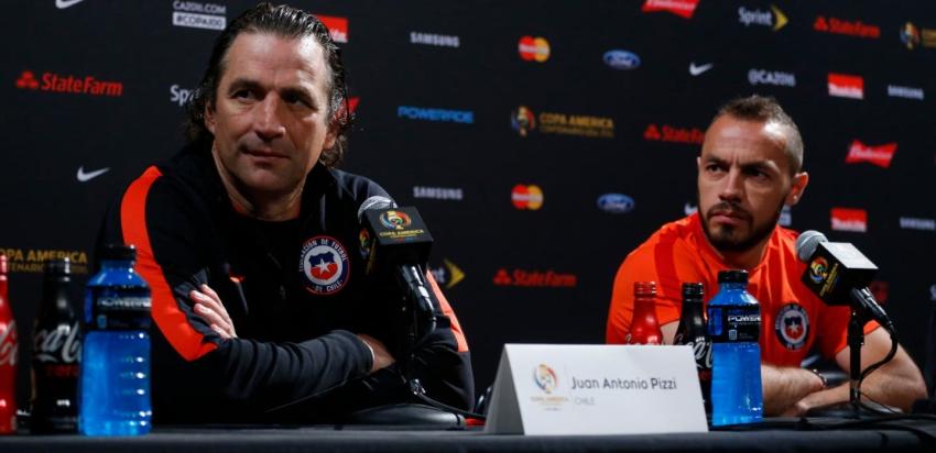 La relación no es buena: en Argentina aseguran que llegada de Pizzi a Racing apuraría salida de Díaz