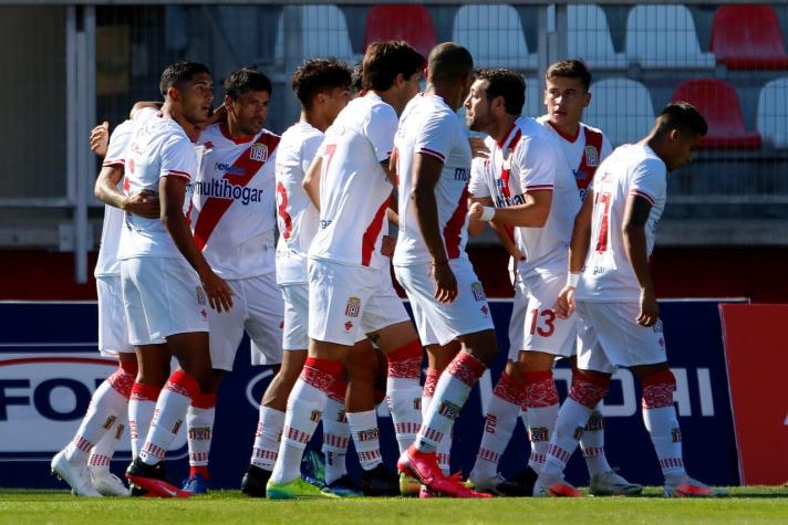 Brote en el camarín tortero: Curicó Unido confirma cinco casos de COVID-19 (y no descarta más)