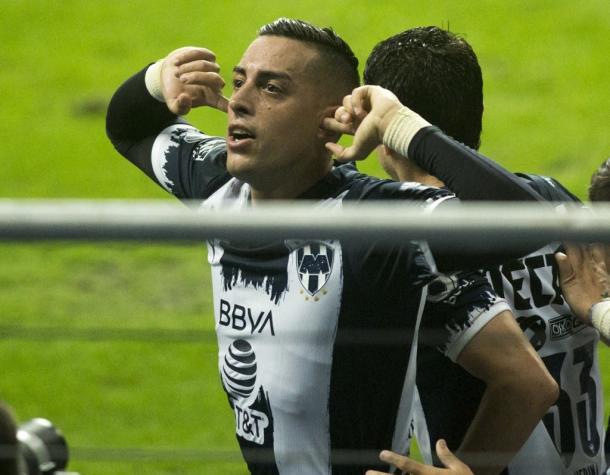 Celebró a lo Chupete: Rogelio Funes Mori alcanza récord goleador de Humberto Suazo en Monterrey