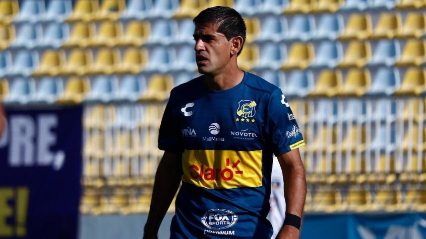 "Fuerza en este difícil momento": Everton y Colo Colo lamentan muerte del hermano de Julio Barroso