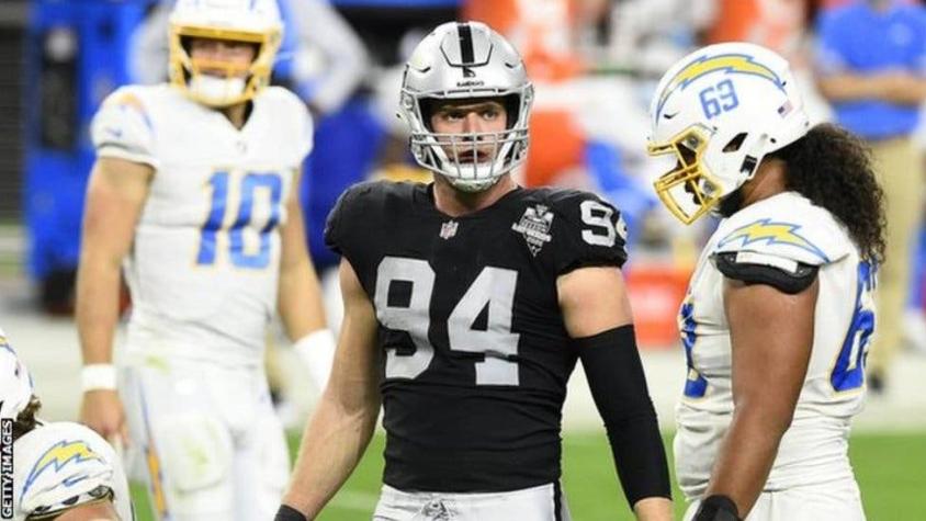 Carl Nassib, el primer jugador en activo de la NFL en declararse gay