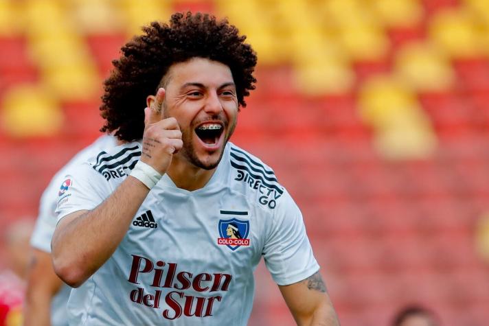 Colo Colo sufre pero derrota a Unión Española y escaló al segundo lugar de la tabla