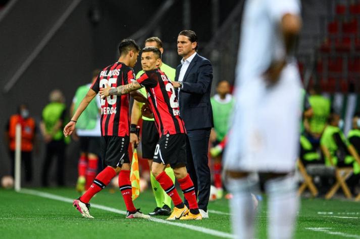 Chilenos en la Europa League: Charles Aránguiz y Claudio Bravo debutan con una victoria