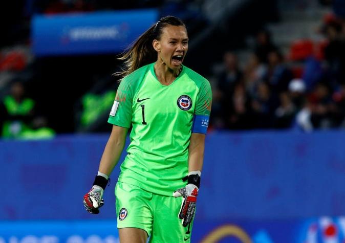 Christiane Endler es nominada para el Balón de Oro como la mejor futbolista de la temporada