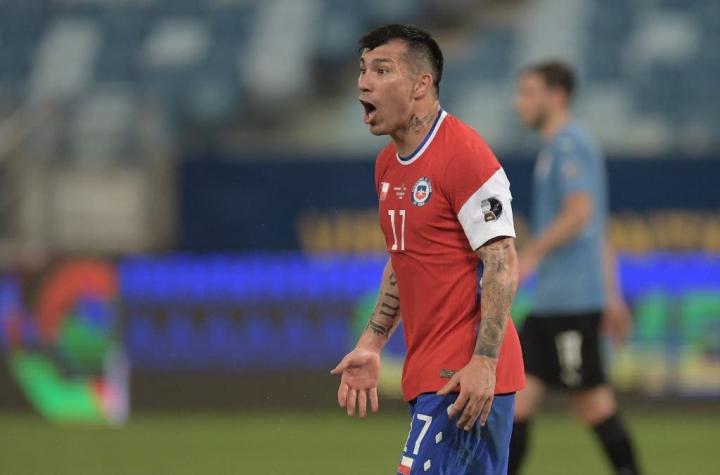 La resignación de Gary Medel tras el triunfo de Colo Colo sobre Universidad Católica