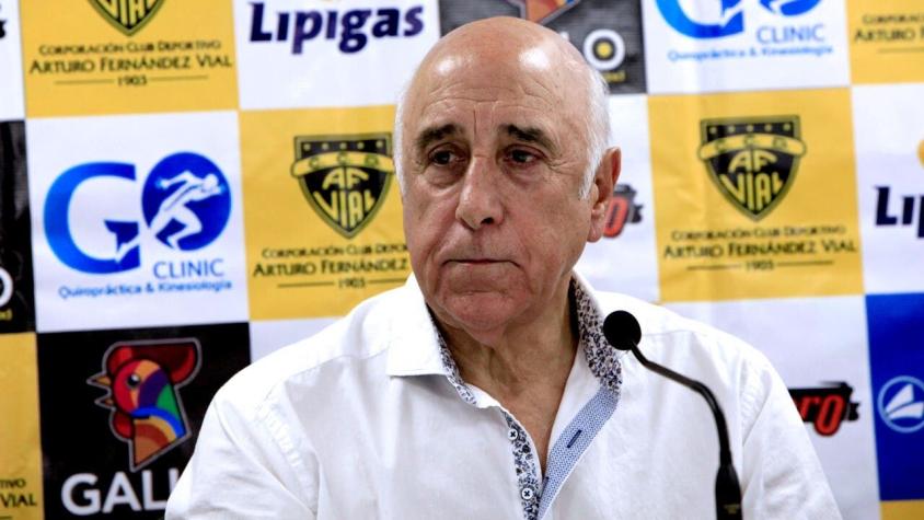 Nelson Acosta está internado desde el viernes en una clínica de Rancagua