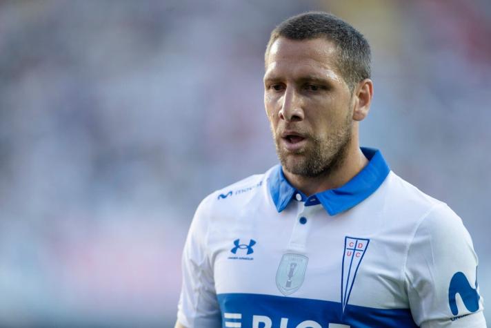 Asaltan casa de futbolista Luciano Aued en Las Condes