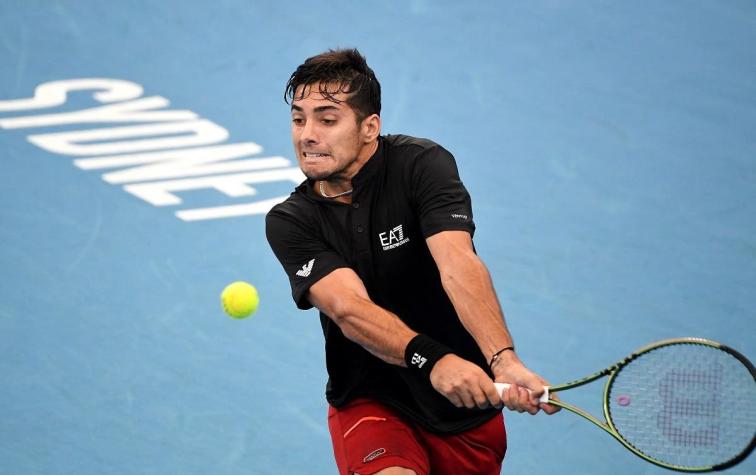 Cristian Garín batalla cinco sets y avanza en el Abierto de Australia