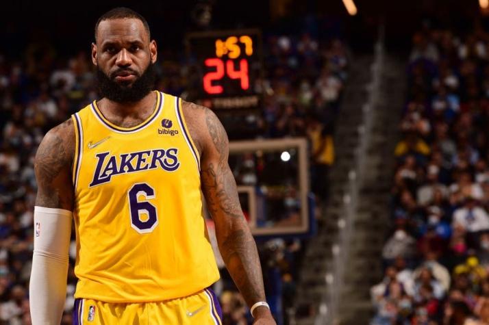 LeBron James se convierte en máximo anotador en la historia de la NBA