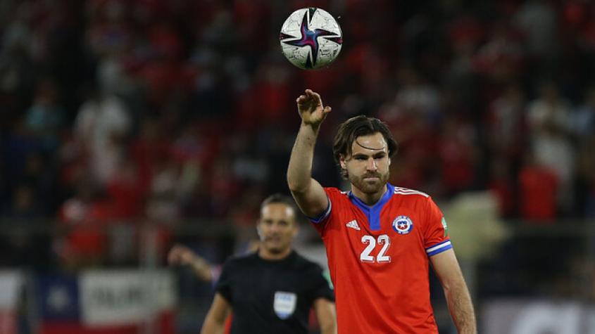 Ben Brereton con La Roja ante Uruguay