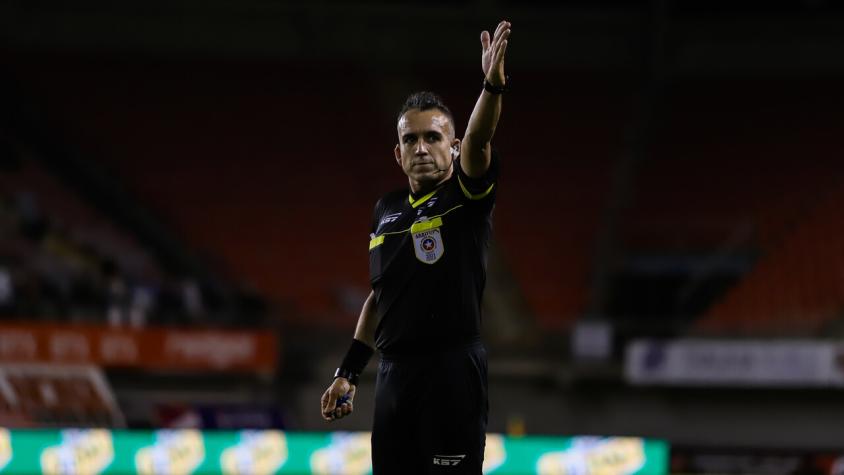 Árbitro que fue jubilado por Castrilli: "Tiene un circo, le está haciendo daño al fútbol nacional"