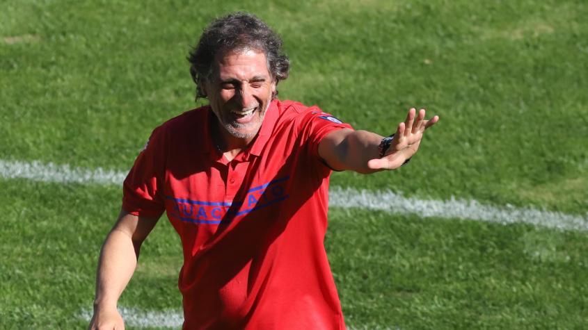 Siempre da pelea: Mario Salas y sus llamativos números enfrentando a la UC