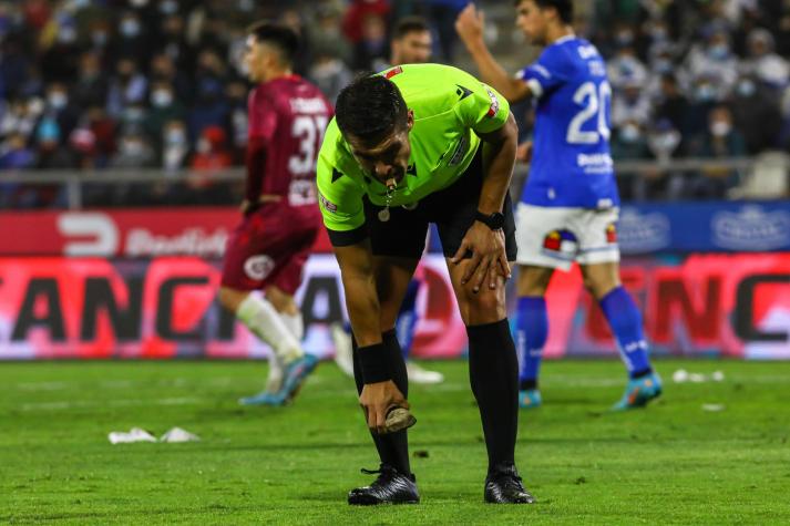 Una fecha sin público: UC recibe sanción de ANFP por piedrazo ante La Serena