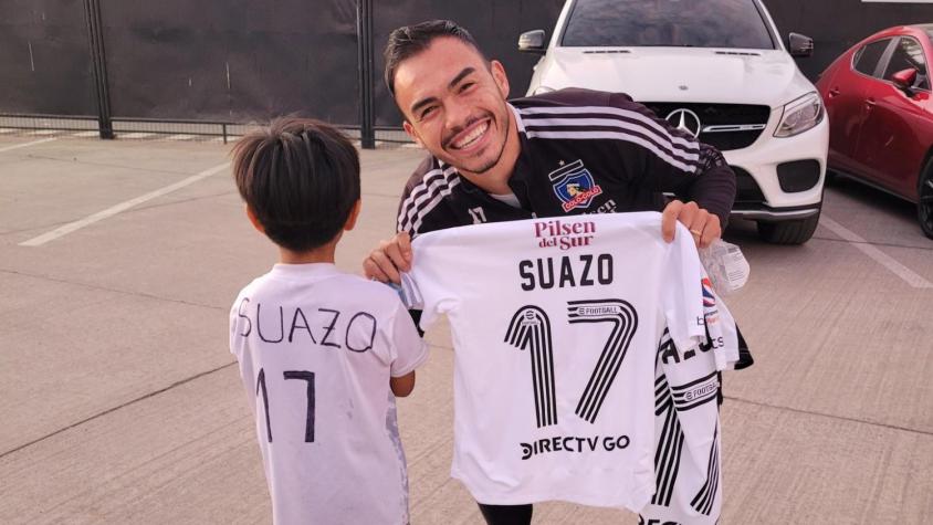 ¡Sacó aplausos! El gesto de Gabriel Suazo con un joven hincha