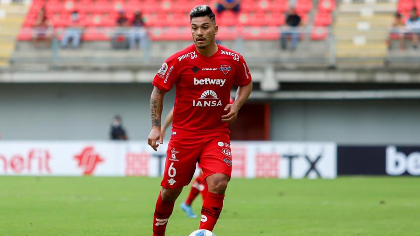 “Bajó de peso y es crack”: En Chillán revelan las claves del renacer de Lorenzo Reyes en Ñublense