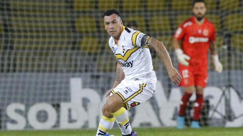 El futuro de Esteban Paredes: el goleador se prepara para administrar instituciones deportivas
