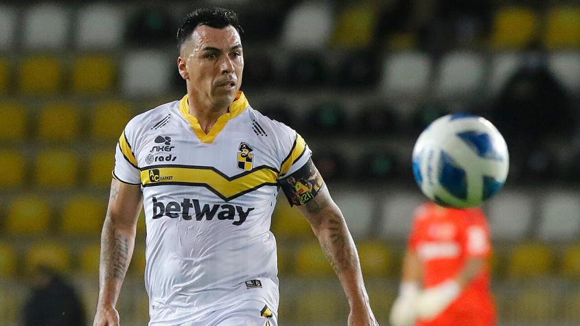 Esteban Paredes podría retirarse ante Colo Colo. Imagen: Agencia Uno.