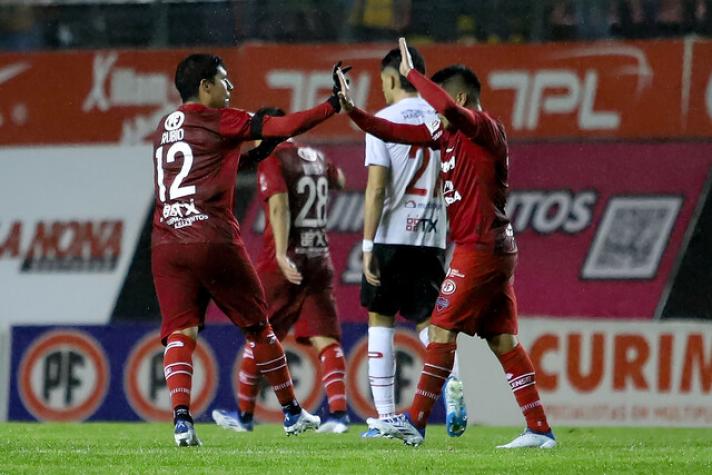 Ñublense dio vuelta un partidazo frente a Curicó y es puntero junto a Colo Colo y Unión Española