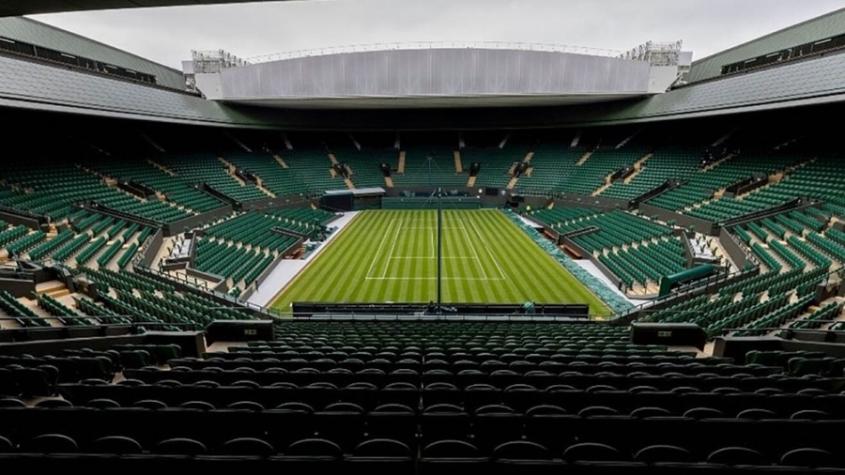 Insólito: tenista se presentó a jugar sin raquetas en Wimbledon 